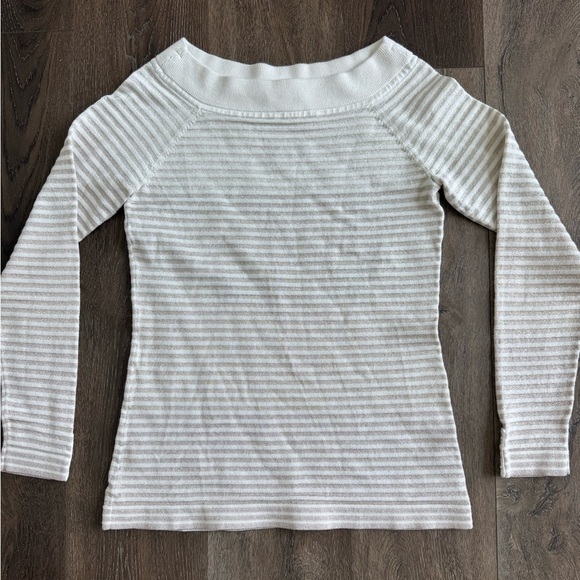 White House Black Market Sparkle Cream Sweater.  Women’s size medium.  Like new! - Picture 1 of 8